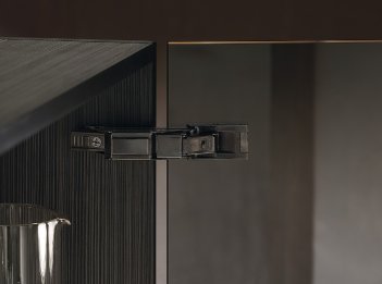 Петля CLIP top BLUMOTION CRISTALLO 110°, чёрный оникс